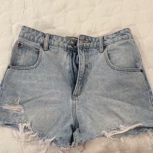 ROLLA'S Light Wash Distressed Denim Shorts